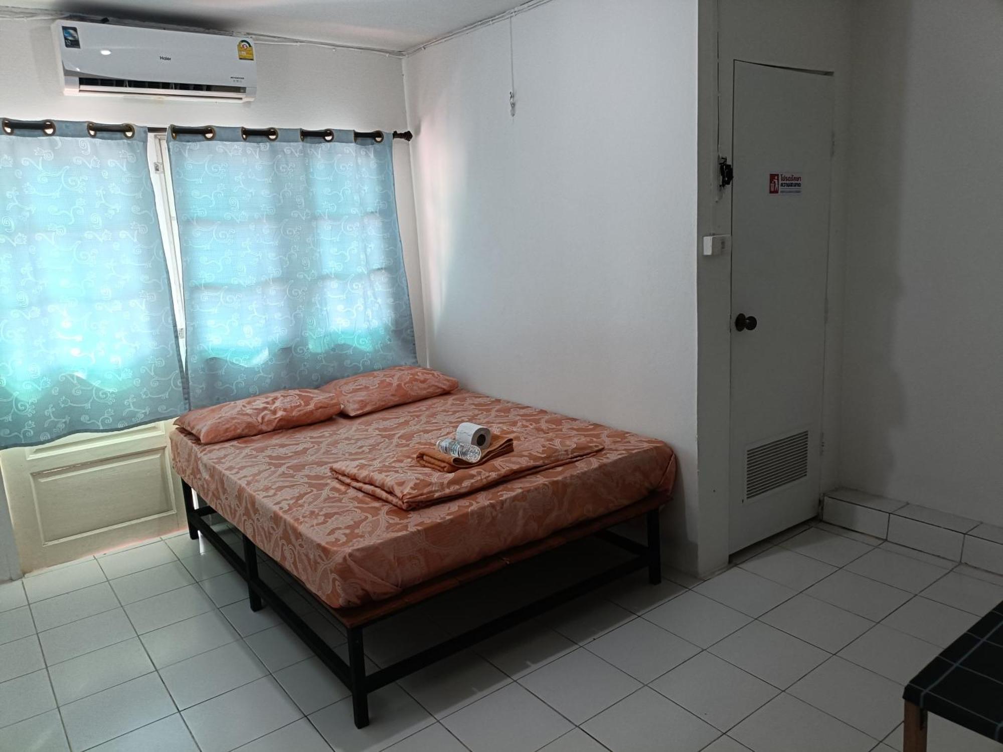 Better House 佰特客栈 Aparthotel Chiang Mai Esterno foto